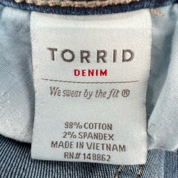 Torrid Wide Leg Distressed Jeans Size 24 Regular Women’s - Picture 5 of 5